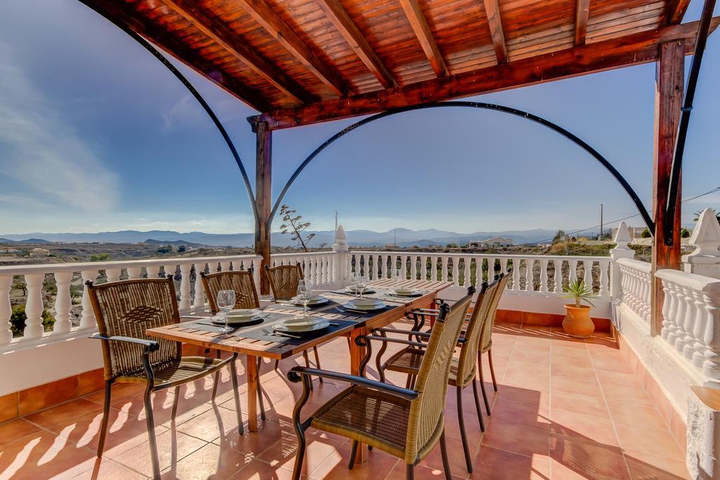 Villa Damara Албокс Екстериор снимка