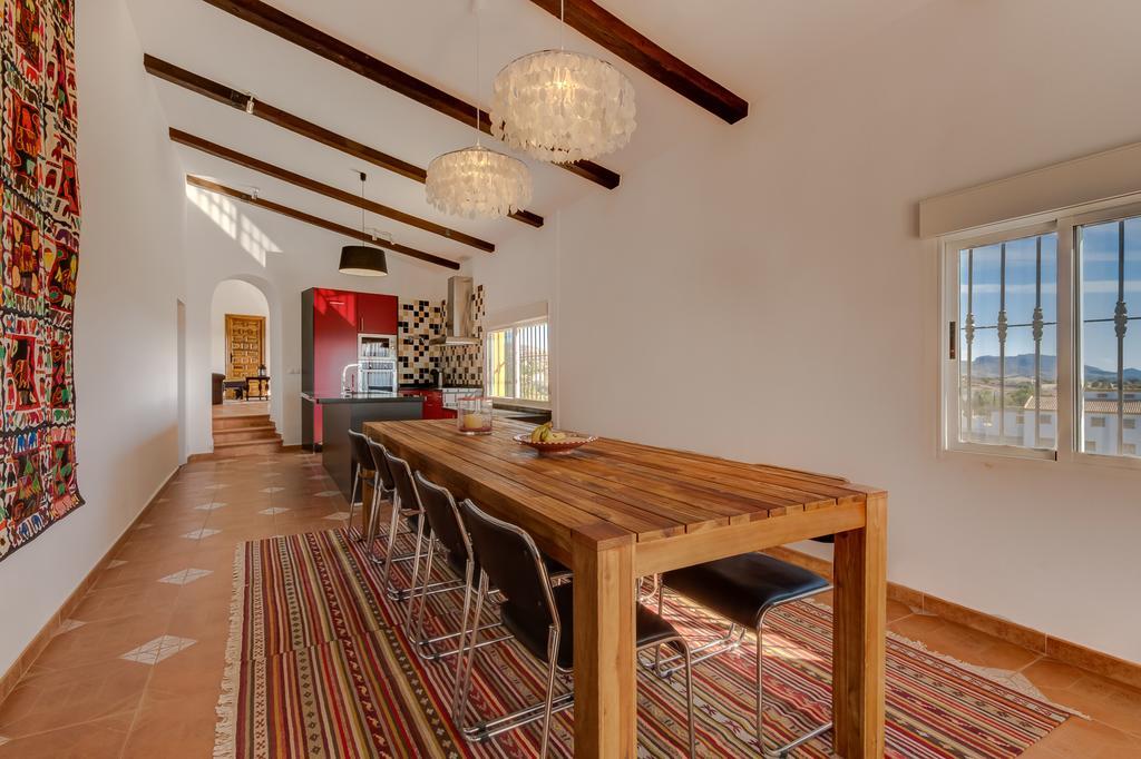 Villa Damara Албокс Екстериор снимка